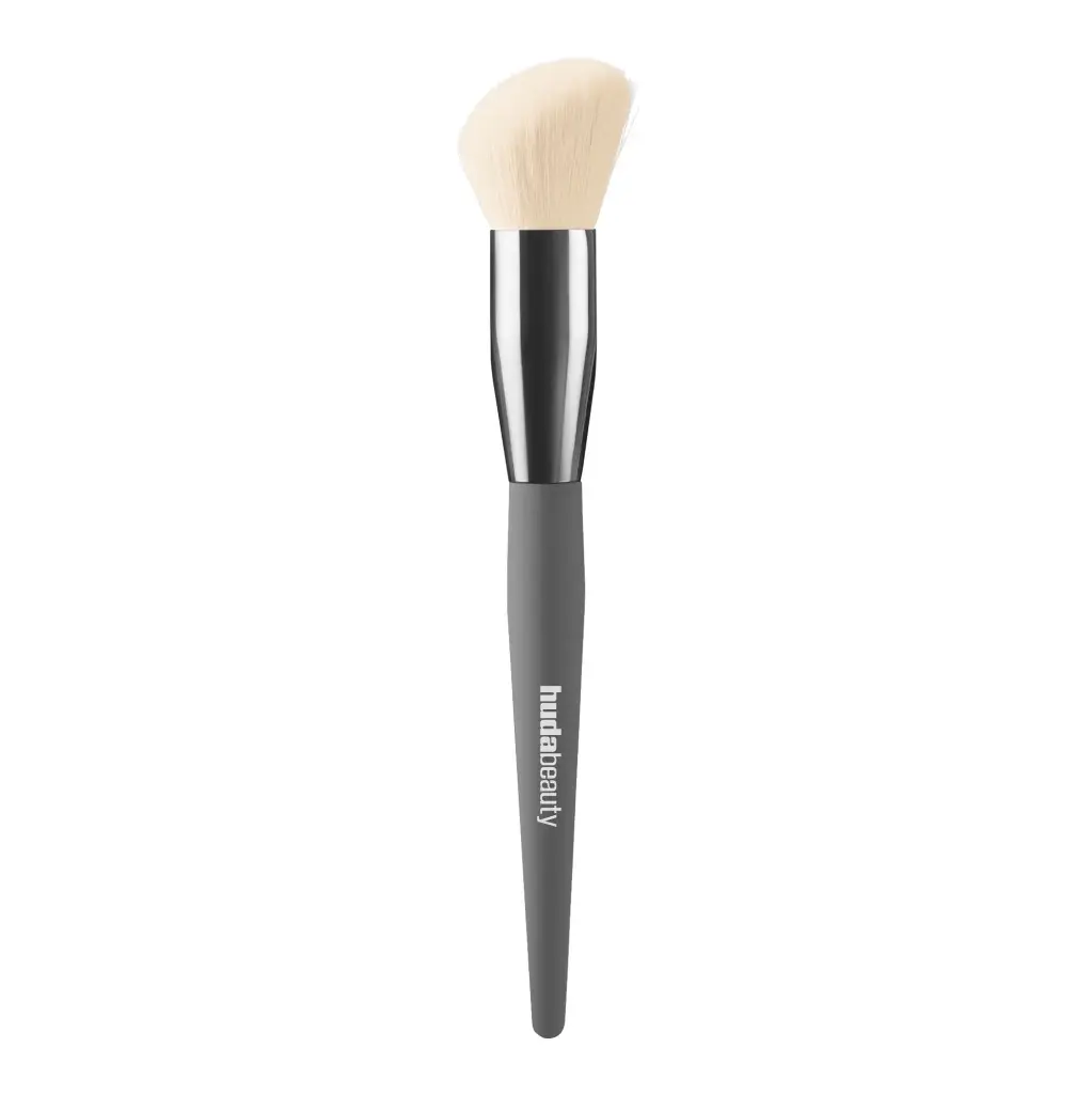 HUDA BEAUTY - DIFFUSING CHEEK MAKEUP BRUSH