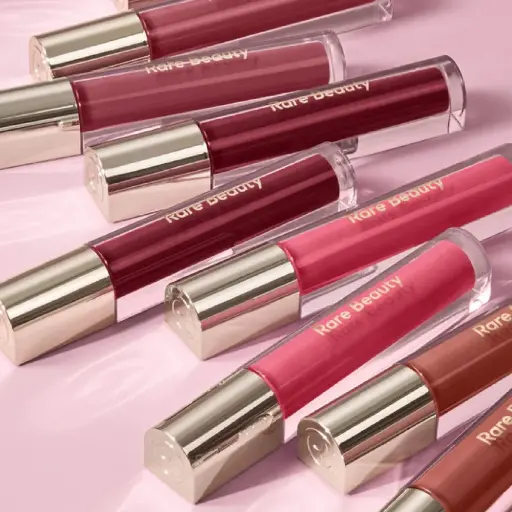 RARE BEAUTY - STAY VULNERABLE GLOSSY LIP BALM 3.8ML